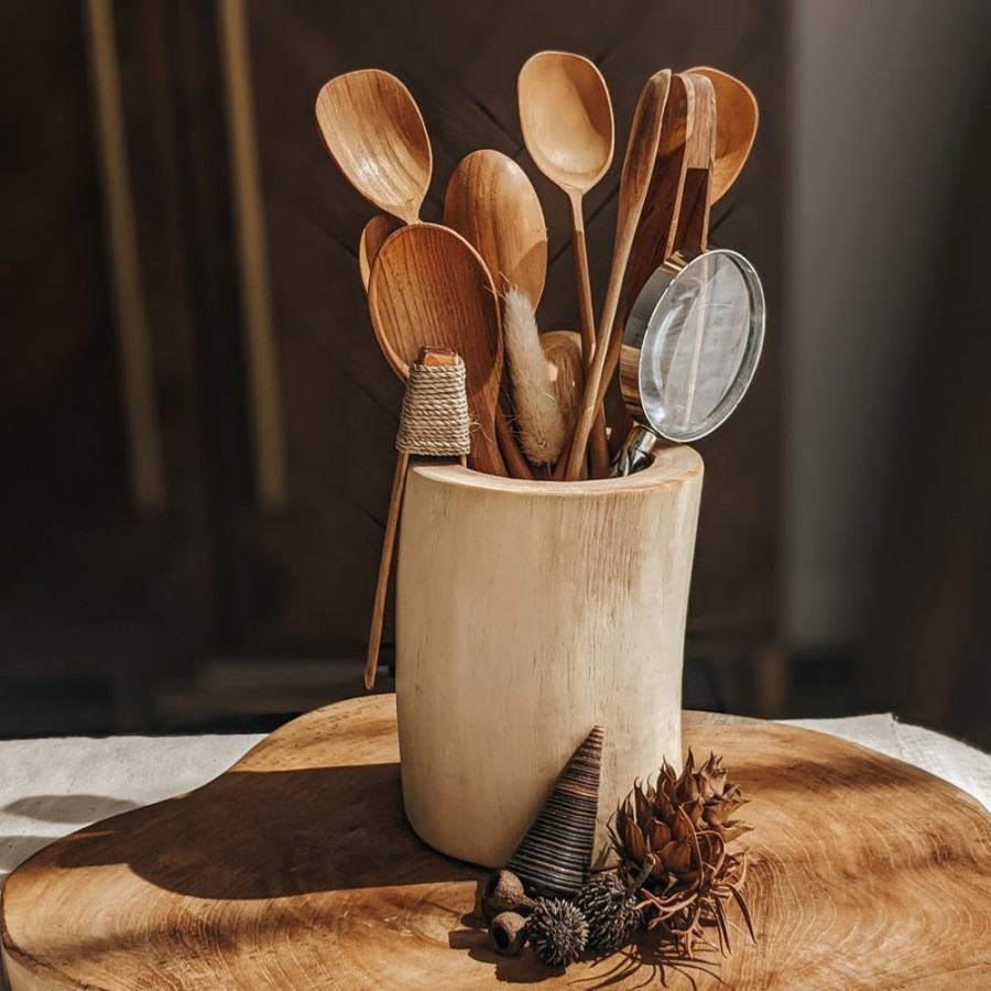 Play Artisans of Batur Village | Natural Wooden Branch Pot