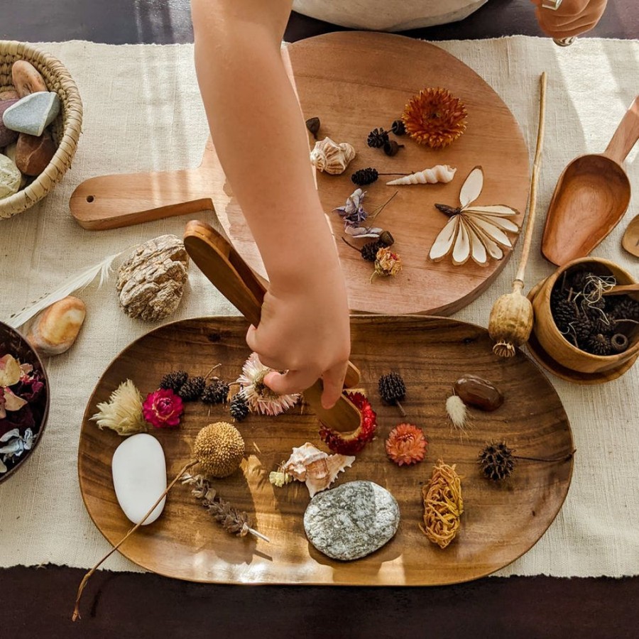 Educational Resources Sasha | Oval Wooden Tray