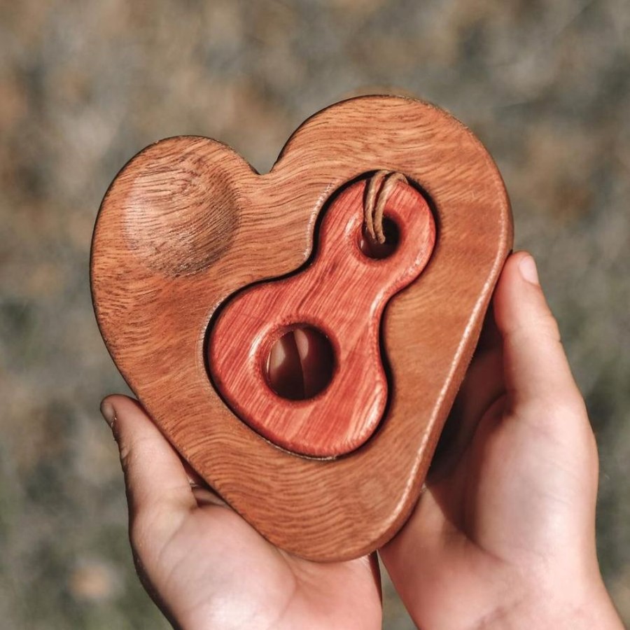 Play in-wood | In-Wood | Separation Anxiety Heart