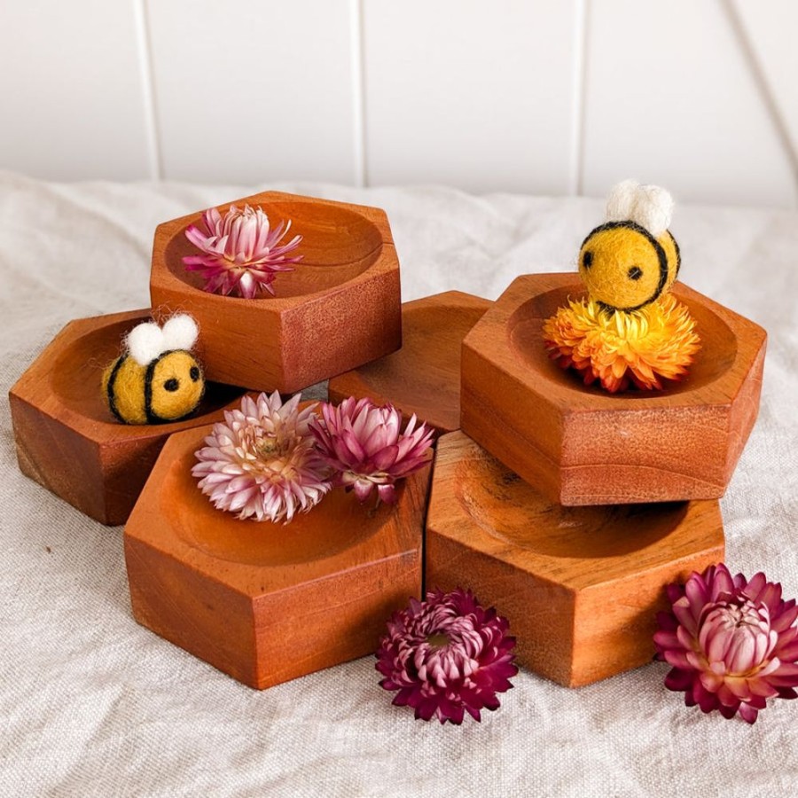 Play Artisans of Batur Village | Natural Wooden Beehive Bowl Plates