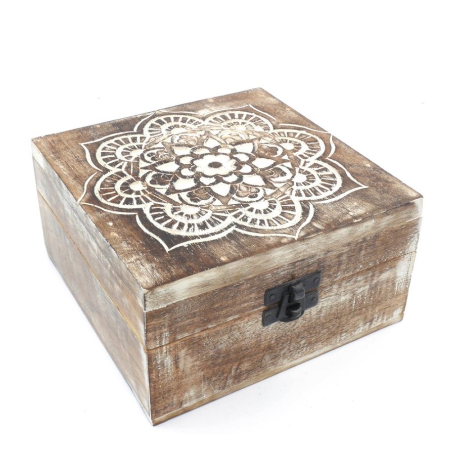 Home Tara Projects | Wooden Keepsake Box - Mandala Design